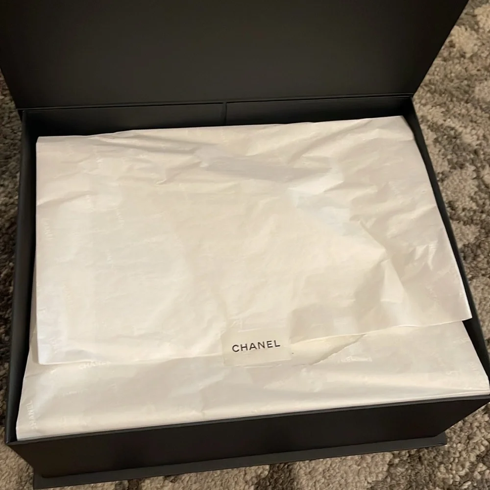 Chanel Black Magnetic Box